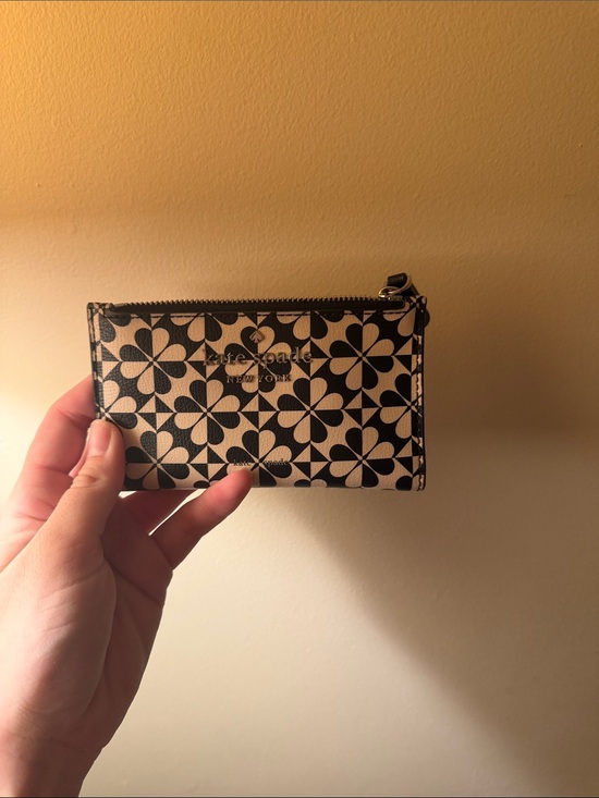 kate spade Handbags - kate spade Black & Cream Floral Zip Card Case